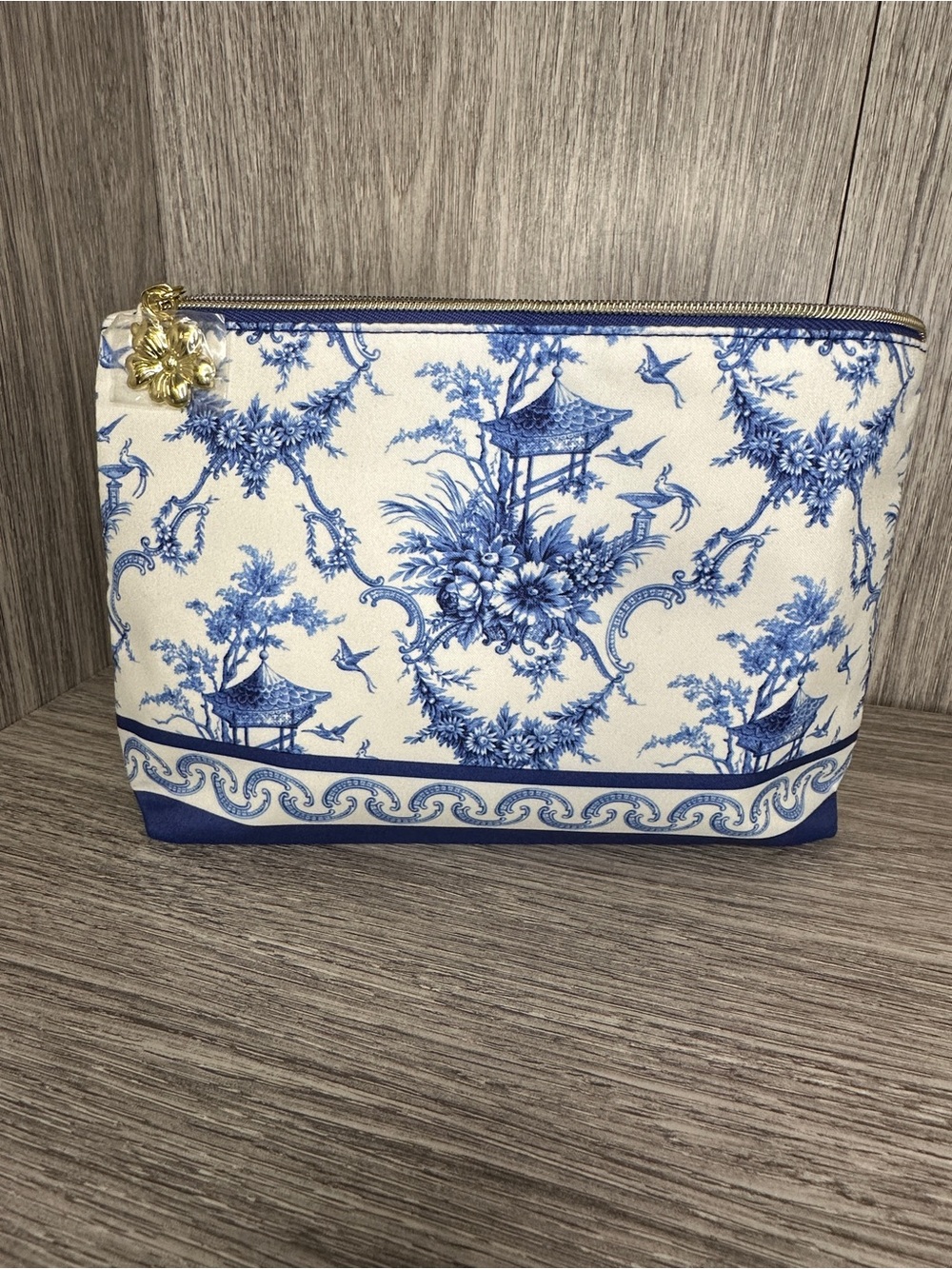 Estée Lauder Blue & White Cosmetic Bag
